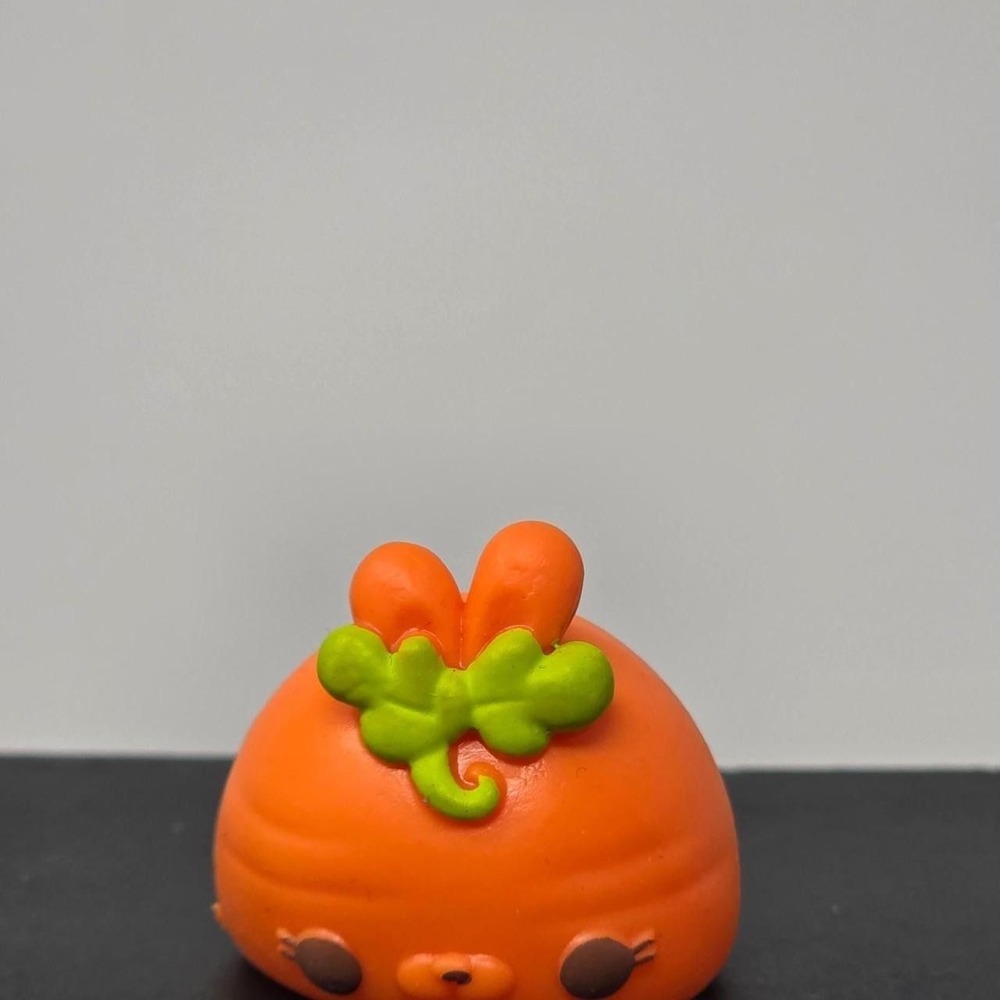Num Noms series 3 Bunny Carrot